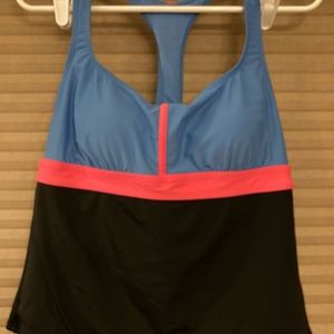 2 piece swimwear… super comfy… Pink, light blue & black.